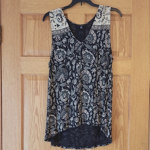 Lucky Brand Tank Top - Picture 1 of 4